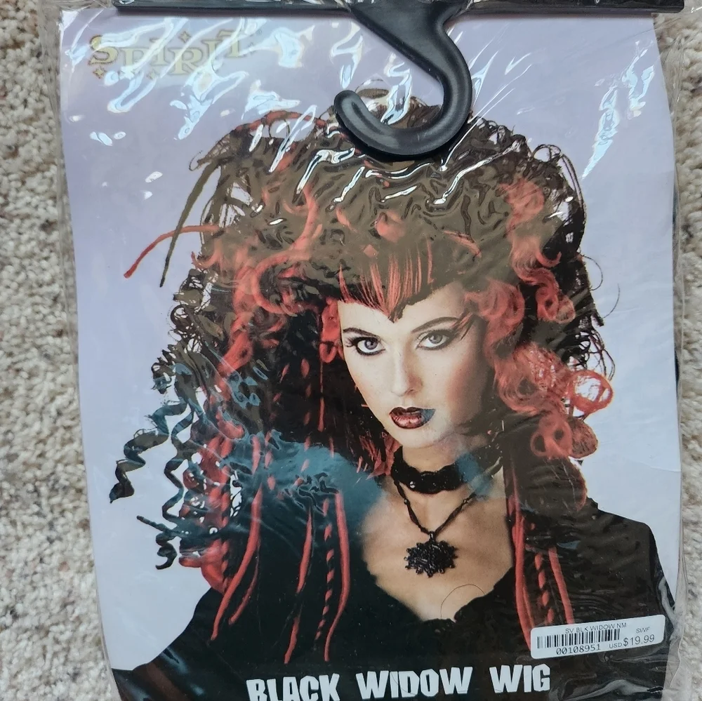 Black Widow Adult Costume with Wig - Picture 7 of 9